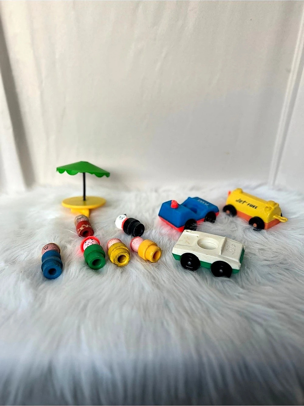 Damaged Fisher-Price Vintage Little People Lot